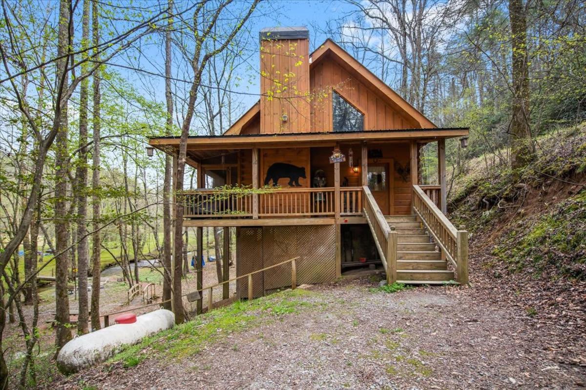 Cozy Cabin Beside Briar Creek, Fire Pit, Wifi Villa Ellijay Bagian luar foto